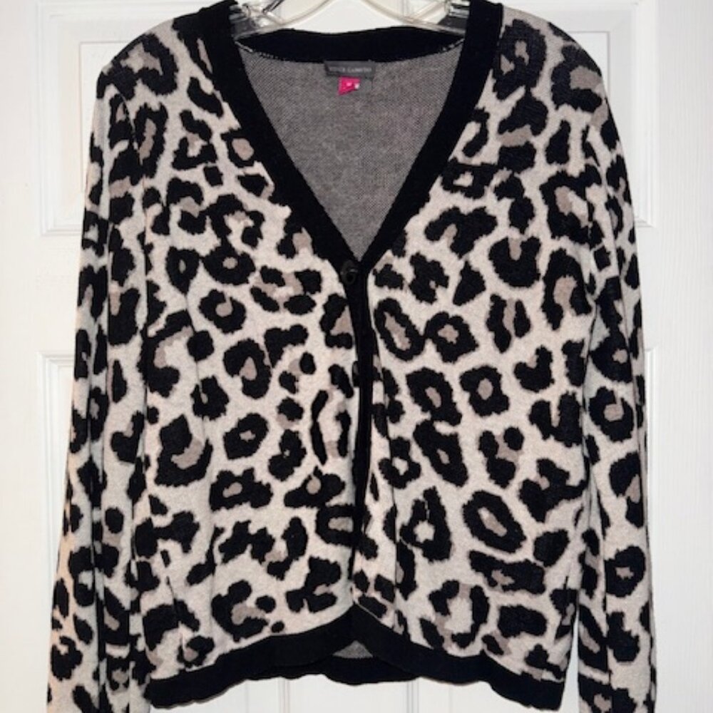 Vince Camuto Leopard Print V-neck Statement Cardigan-Size M